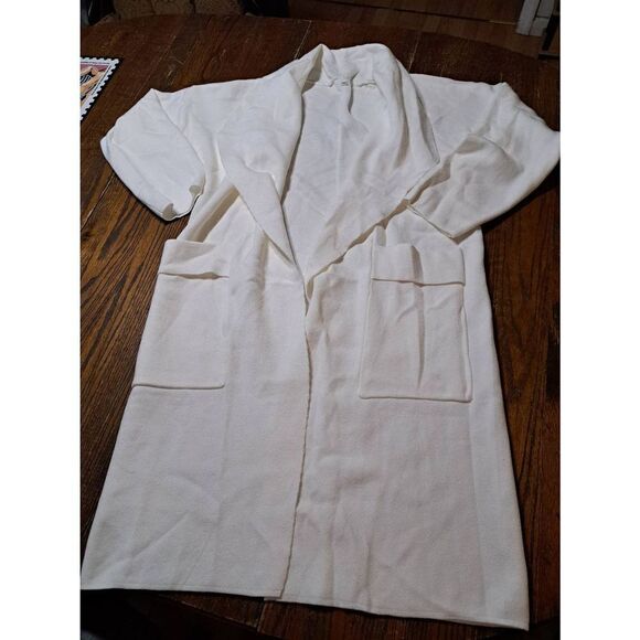 New XL Cream Long Sleeve Lapel Collar Open Front Cardigan Robe with Pockets NWOT - Picture 1 of 8